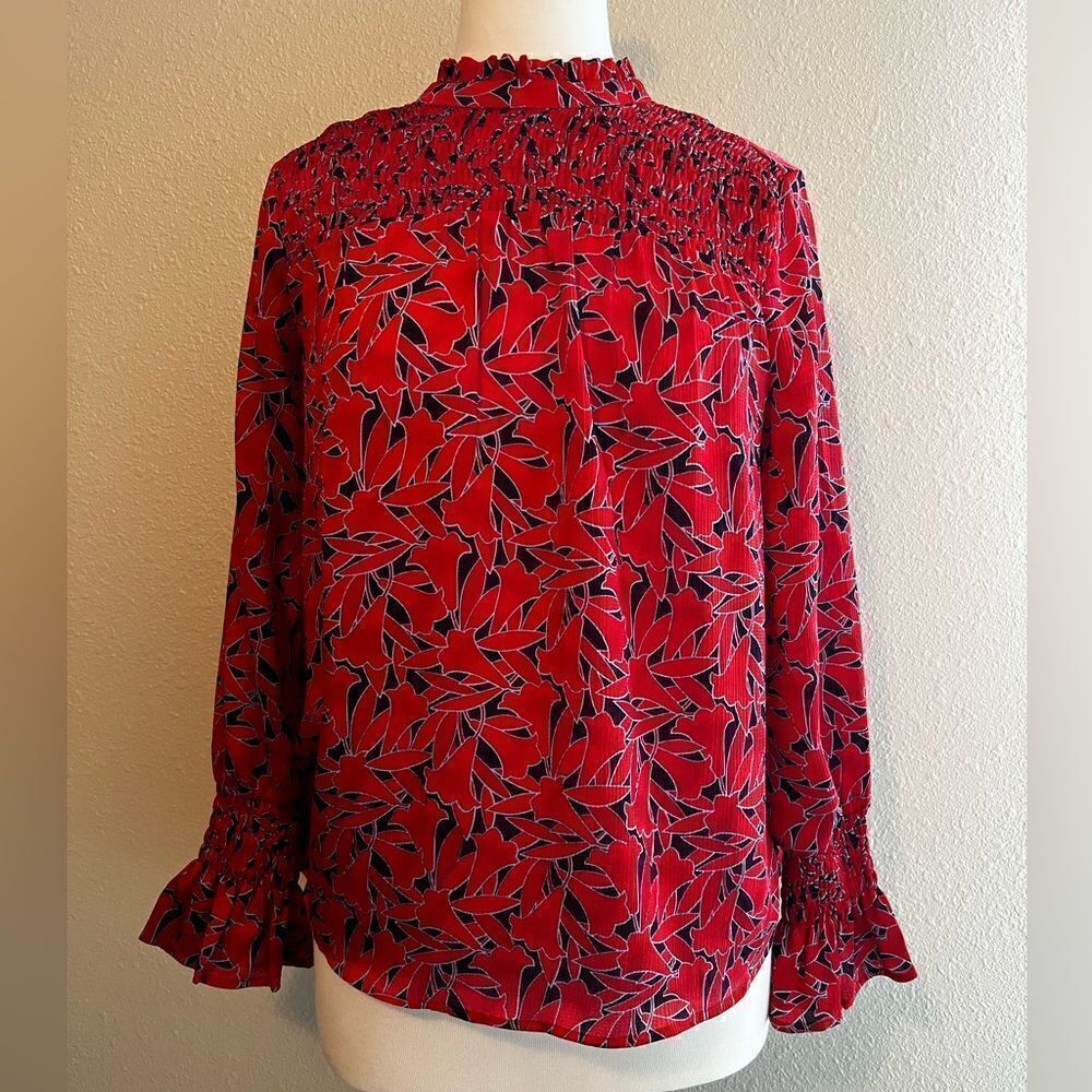 Ann Taylor XSP blouse- smocked chest and sleeves
